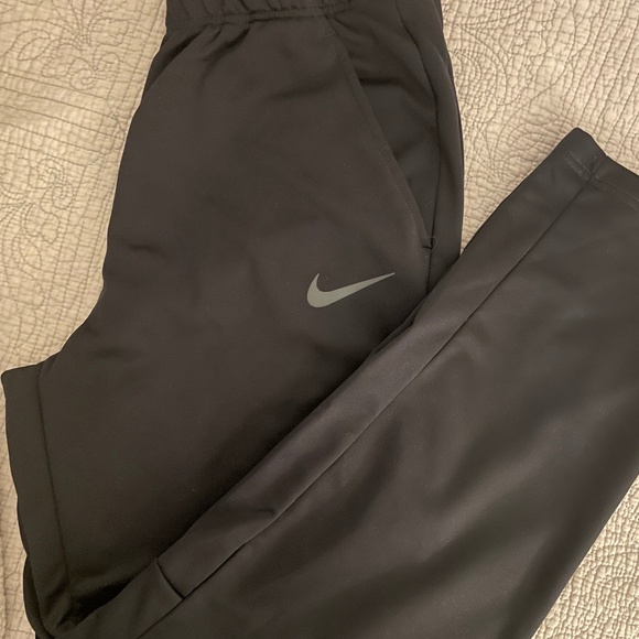 Nike Men’s Dri Fit Fleece Sweatpants - Picture 1 of 6